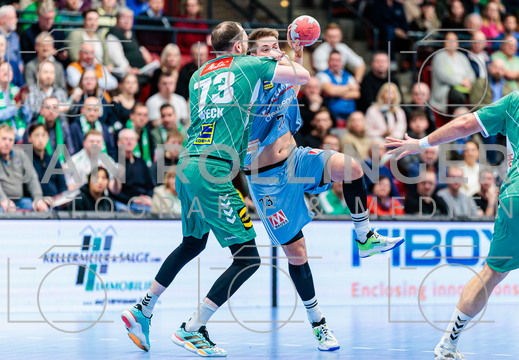 GER, GWD Minden vs. HC Erlangen, Handball, 1. Bundesliga, 16. Spieltag, Spielzeit 2025/2026, 10.12.2025