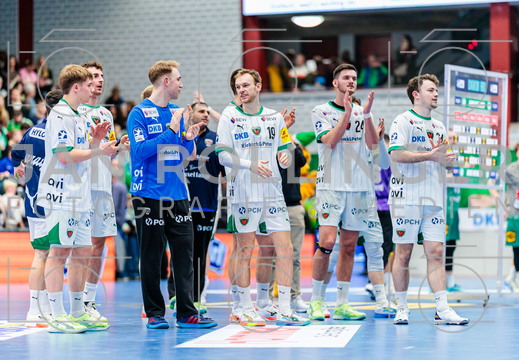 GER, GWD Minden vs. Fuechse Berlin, Handball, 1. Bundesliga, 18. Spieltag, Spielzeit 2025/2026, 21.12.2025